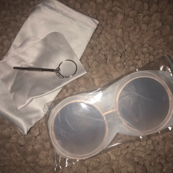 - ✨70’s hipster OVERSIZED SHADES *NWT* ✨